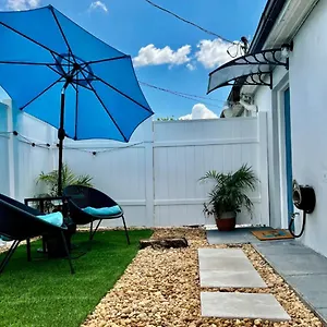  Guest house Restful Sleep - Close To Tpa United States